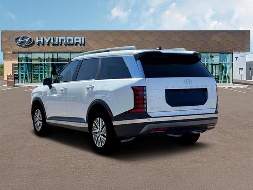 White 2026 Hyundai Palisade Hybrid 7P