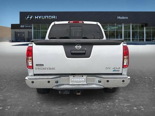 Silver 2019 Nissan Frontier SV