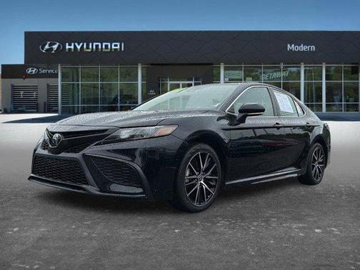 Black 2021 Toyota Camry SE