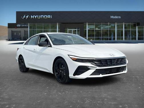 2026 Hyundai ELANTRA SEL