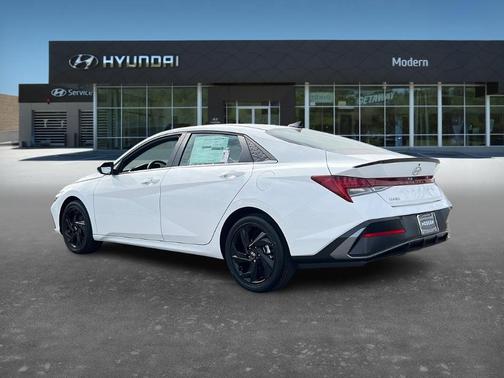 2026 Hyundai ELANTRA SEL