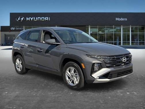 Gray 2026 Hyundai TUCSON SE