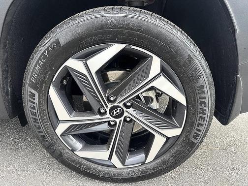Gray 2024 Hyundai TUCSON Hybrid Limited