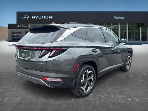 Gray 2024 Hyundai TUCSON Hybrid Limited