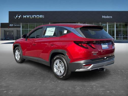 2026 Hyundai TUCSON SE