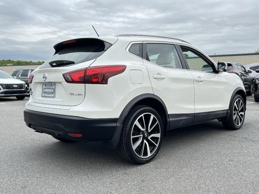 2018 Nissan Rogue Sport SL