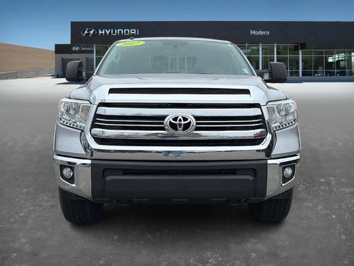 2017 Toyota Tundra SR5