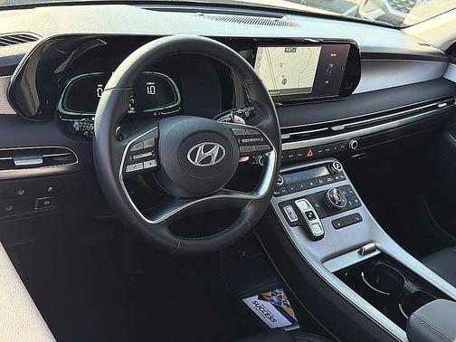 White 2025 Hyundai PALISADE XRT