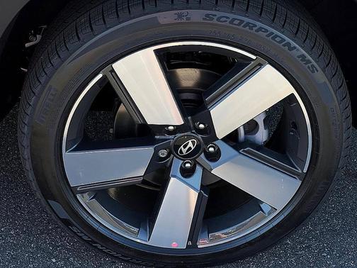 2025 Hyundai SANTA FE HEV Limited