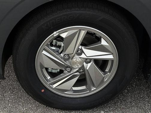 Gray 2026 Hyundai ELANTRA SE