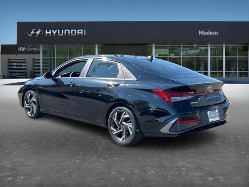 2024 Hyundai ELANTRA HEV Limited
