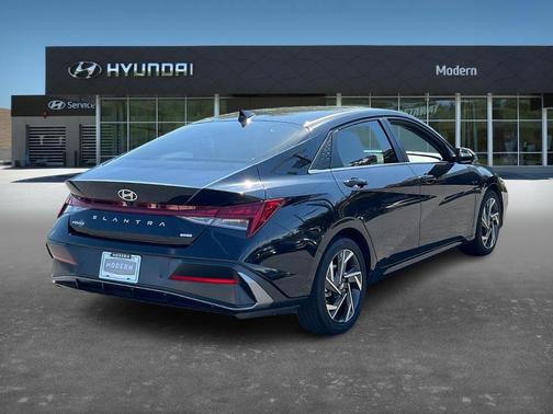 2024 Hyundai ELANTRA HEV Limited
