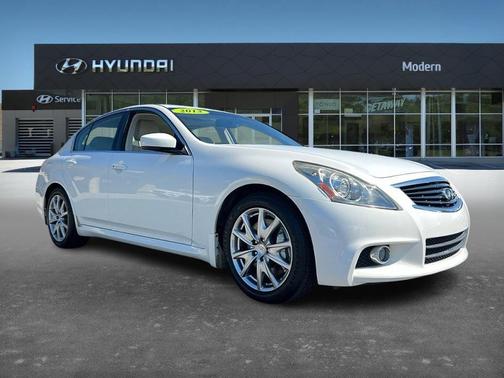 2013 INFINITI G37 Journey