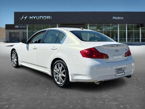 2013 INFINITI G37 Journey