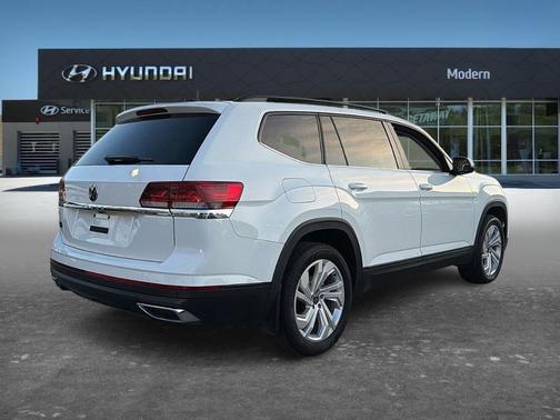 2022 Volkswagen Atlas 2.0T SE w/Technology