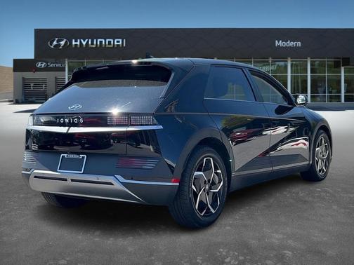 2023 Hyundai IONIQ 5 SE