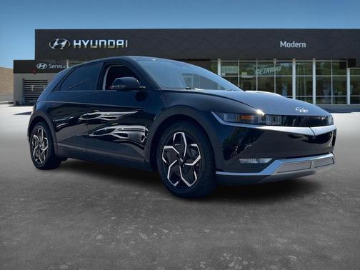 2023 Hyundai IONIQ 5 SE