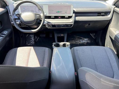 2023 Hyundai IONIQ 5 SE