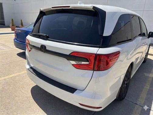 Platinum White Pearl 2023 Honda Odyssey