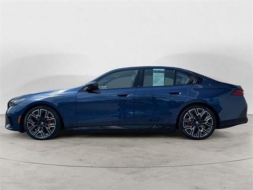 2024 BMW i5 M60