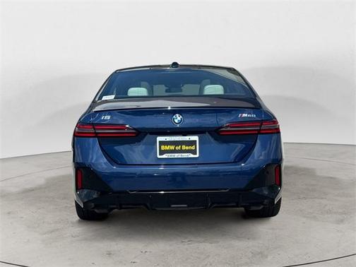 2024 BMW i5 M60