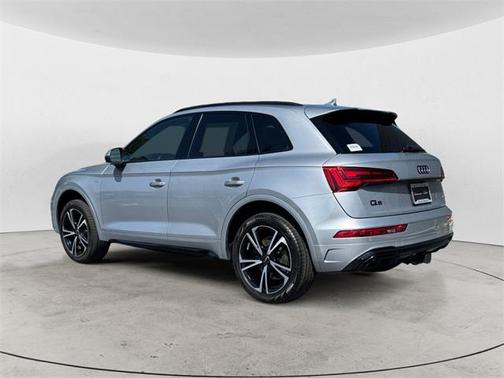 2025 Audi Q5 45 S line quattro Premium