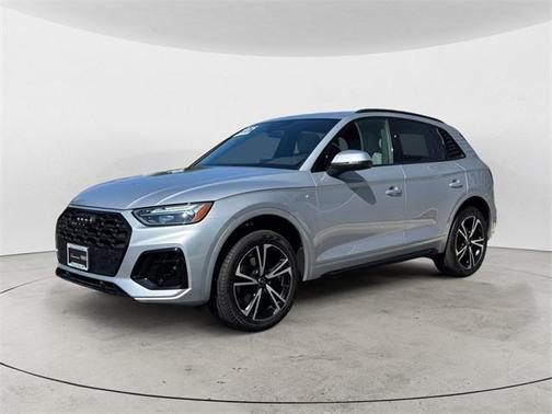 2025 Audi Q5 45 S line quattro Premium