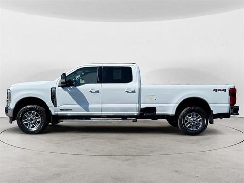 2024 Ford F-350 Lariat Super Duty