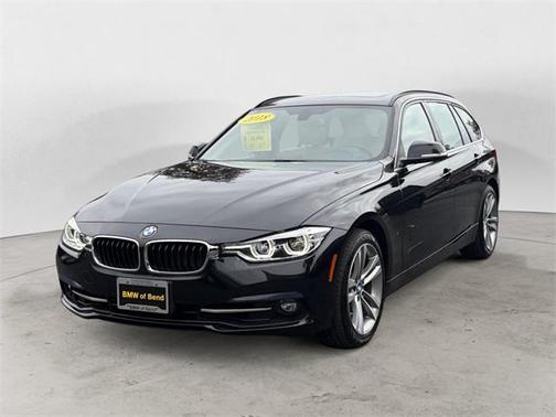 2018 BMW 330 i xDrive