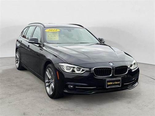 2018 BMW 330 i xDrive
