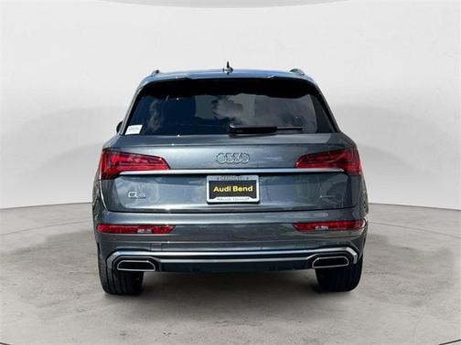 2025 Audi Q5 55 S line quattro Premium