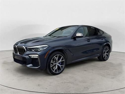 2021 BMW X6 M50i