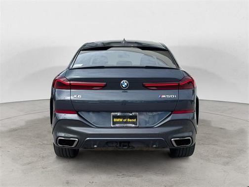 2021 BMW X6 M50i