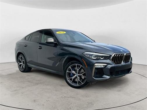 2021 BMW X6 M50i