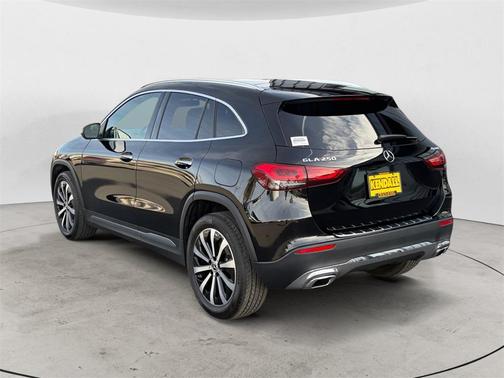 2021 Mercedes-Benz GLA 250 Base 4MATIC