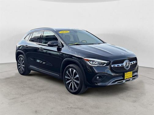 2021 Mercedes-Benz GLA 250 Base 4MATIC