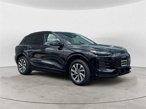2025 Audi Q6 e-tron Premium