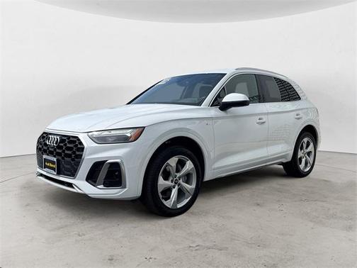 2025 Audi Q5 45 S line quattro Premium