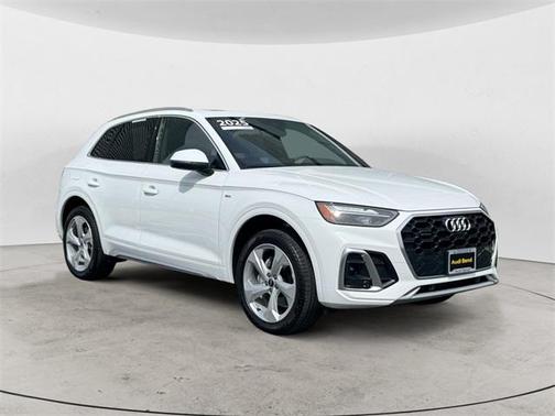 2025 Audi Q5 45 S line quattro Premium