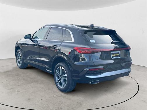 2025 Audi Q5 2.0T quattro Premium