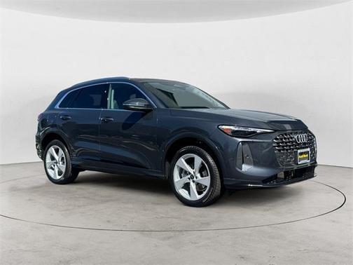 2025 Audi Q5 2.0T quattro Premium