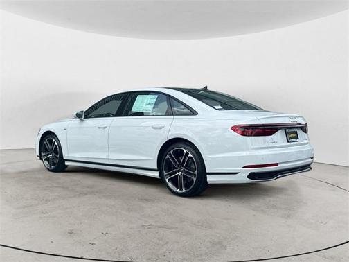 2025 Audi A8 L 55