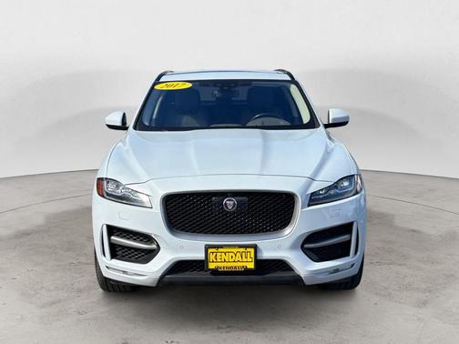 2017 Jaguar F-PACE 35t R-Sport