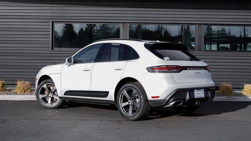 2023 Porsche Macan T