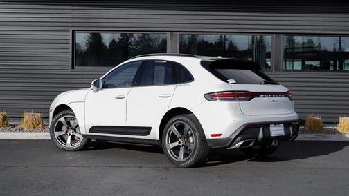 2023 Porsche Macan 
