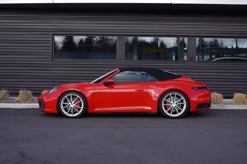 2022 Porsche 911 Carrera S