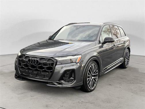2026 Audi SQ7 4.0T Premium Plus