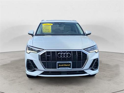 2025 Audi Q3 45 S line Premium