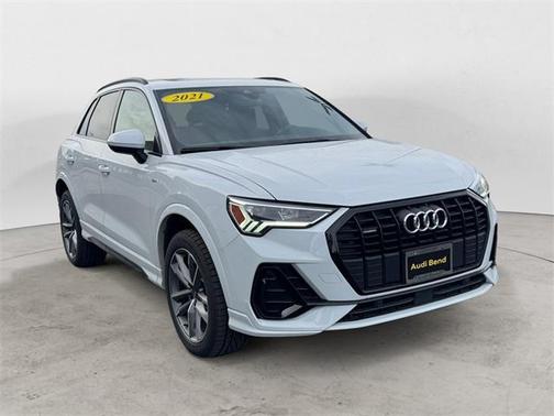2021 Audi Q3 45 S line Premium Plus