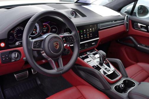 2023 Porsche Cayenne GTS